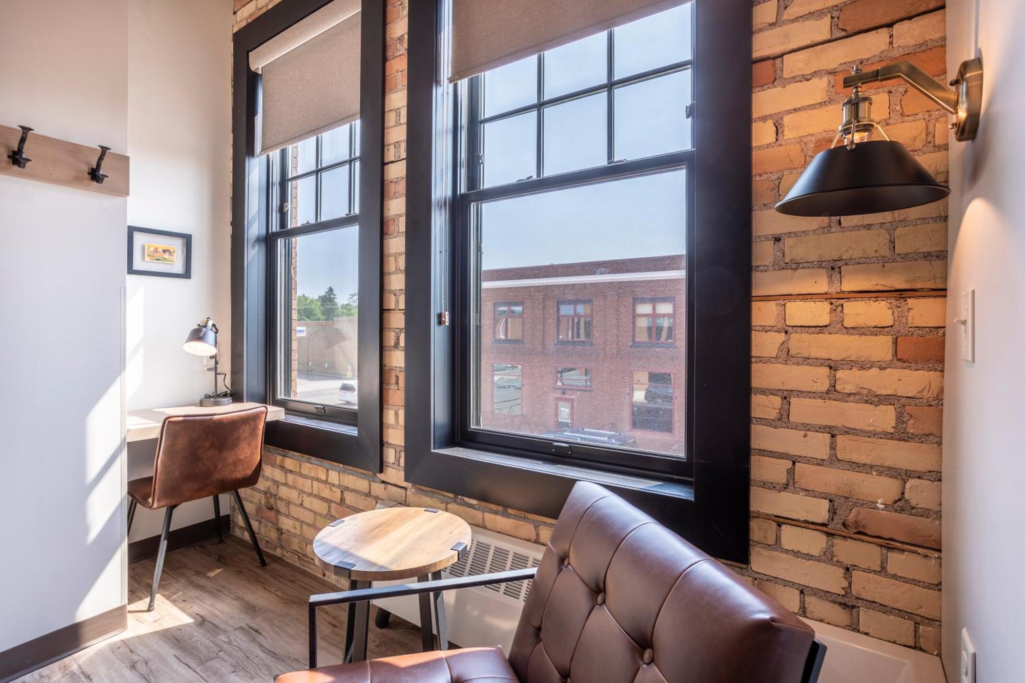 Отель Crosby Lofts Экстерьер фото