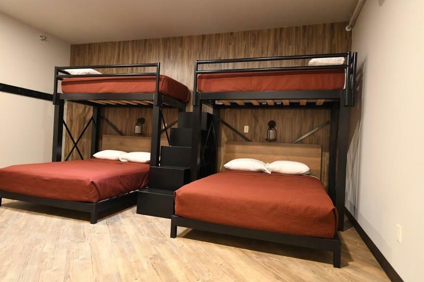 Отель Crosby Lofts Экстерьер фото