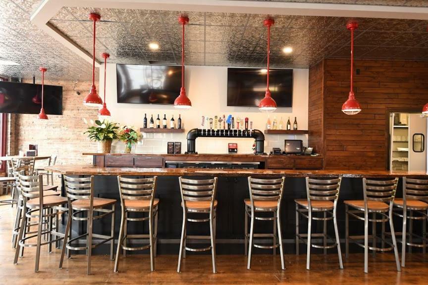 Отель Crosby Lofts Экстерьер фото